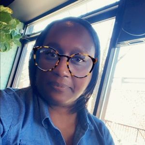 Meet your Posher, Catherine